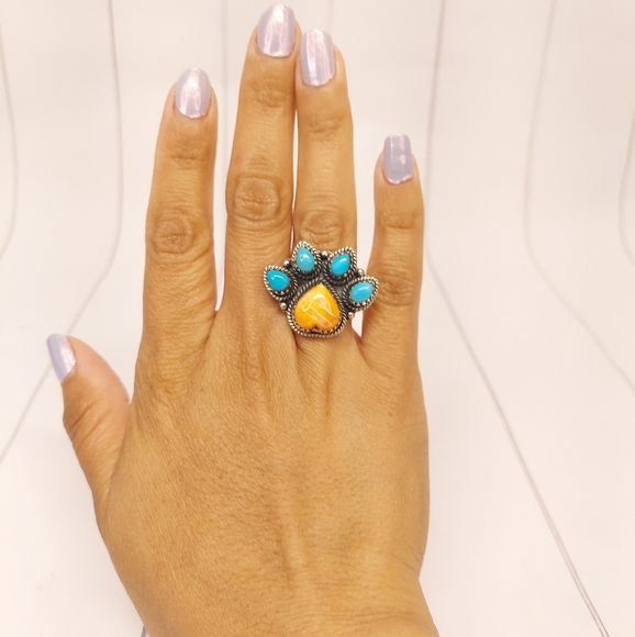 Turquoise & Spiny Oyster Heart Ring - Picture 1 of 11